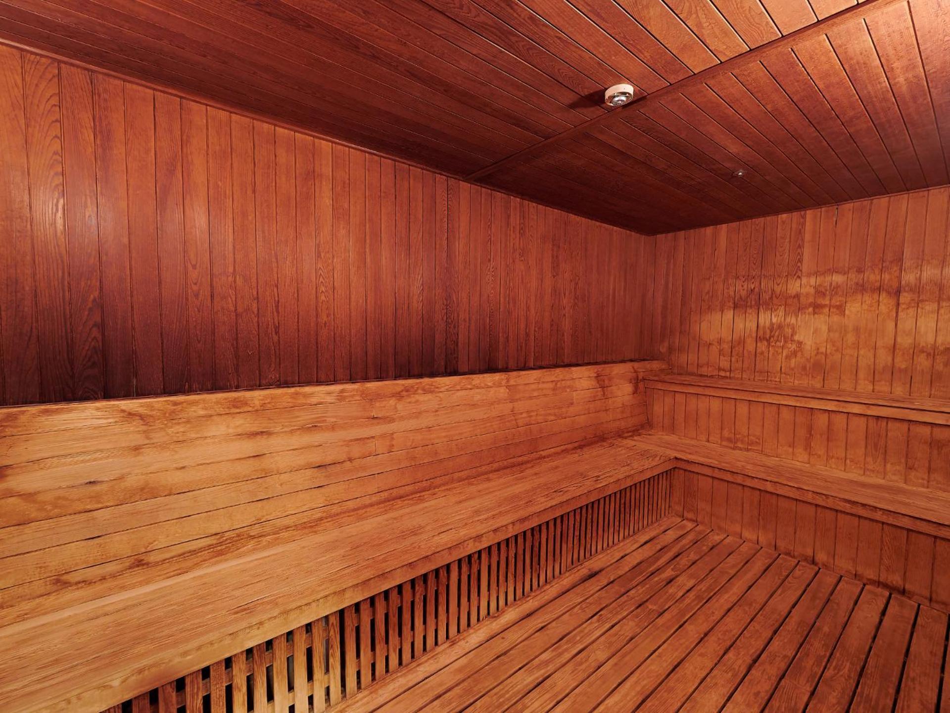 Windsor Hotel Тайчжун Екстер'єр фото A modern Finnish sauna