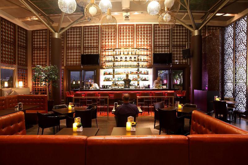Windsor Hotel Тайчжун Екстер'єр фото The bar at the Mandarin Oriental, Bangkok